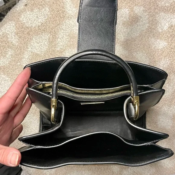 FERRAGAMO- Mini The Mufasa Leather Crossbody Bag - Picture 4 of 10